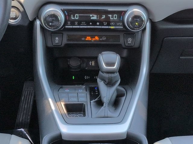 Used 2024 Toyota RAV4 XLE Premium AWD/4WD image 18