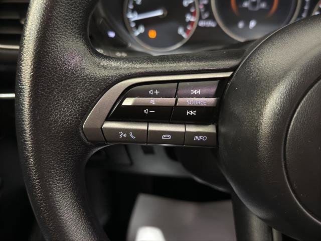 Used 2021 MAZDA MAZDA3 s image 20