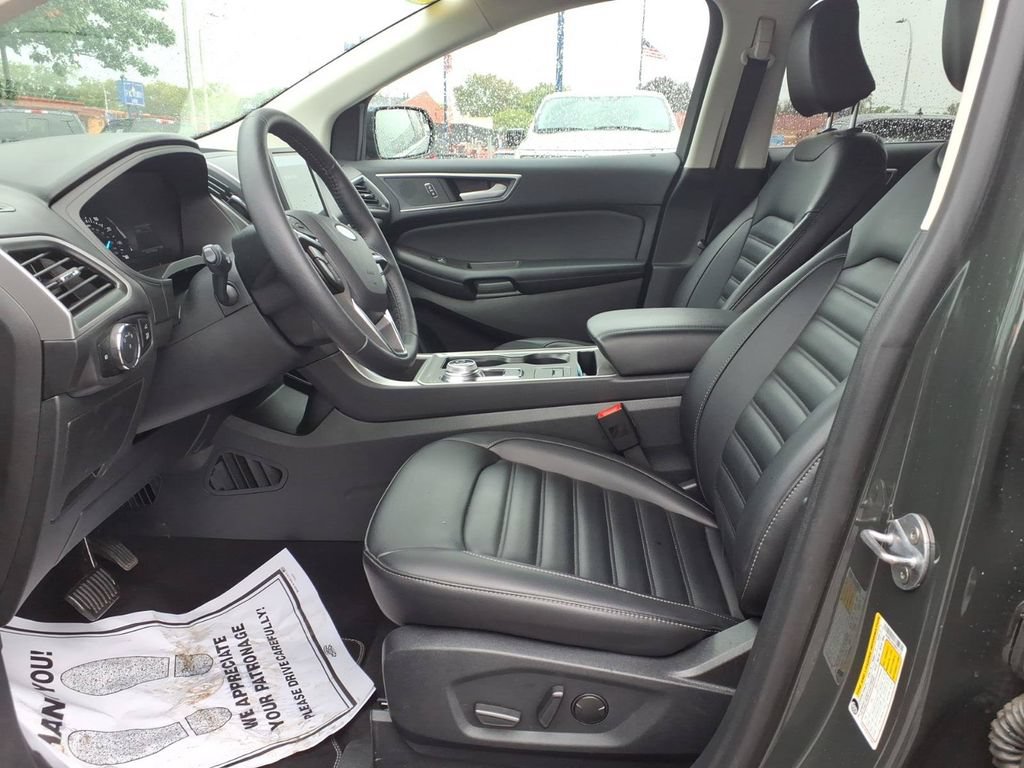 Certified 2024 Ford Edge SEL w/ Convenience Package AWD/4WD image 13