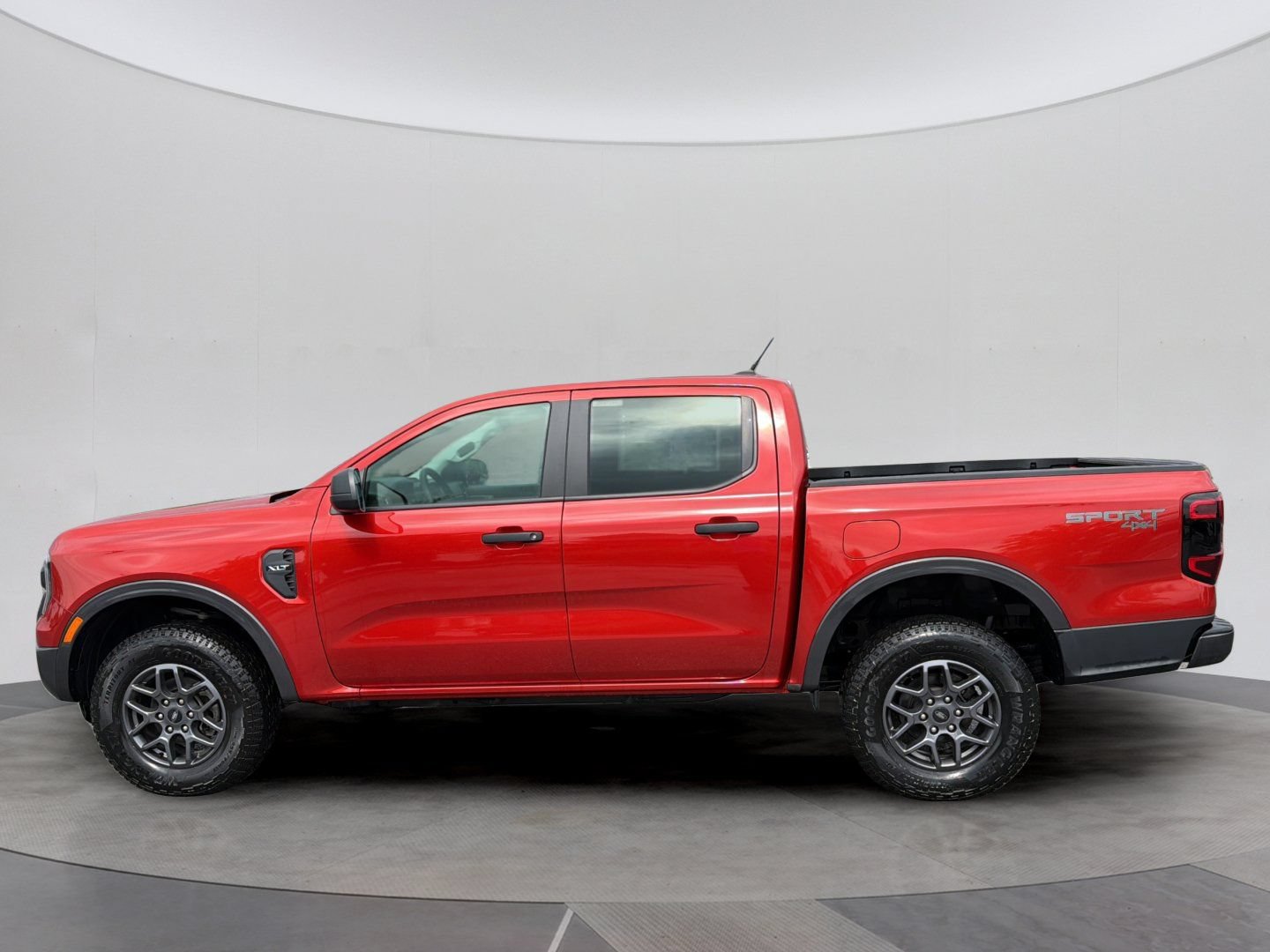 Certified 2024 Ford Ranger XLT AWD/4WD image 2
