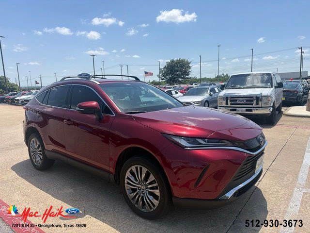 Used 2023 Toyota Venza XLE