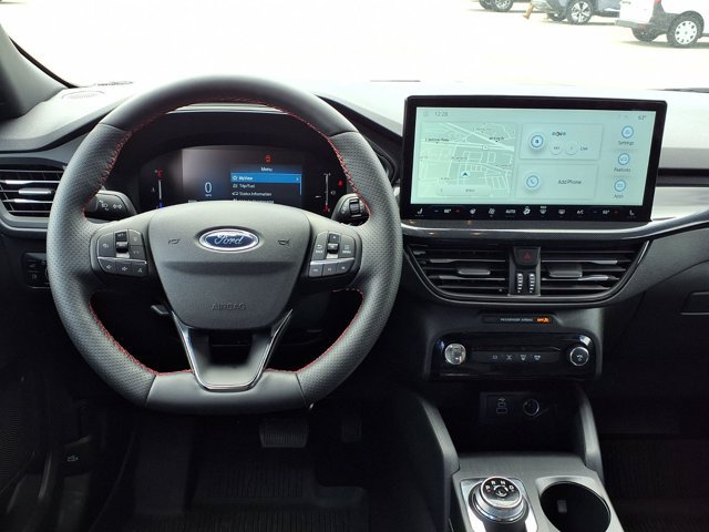 Certified 2025 Ford Escape ST-Line Select w/ Tech Pack #1 AWD/4WD image 9