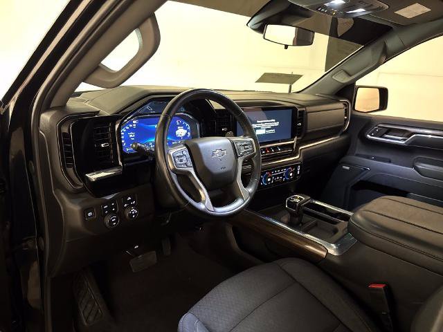 Used 2024 Chevrolet Silverado 1500 RST w/ Convenience Package II AWD/4WD image 16