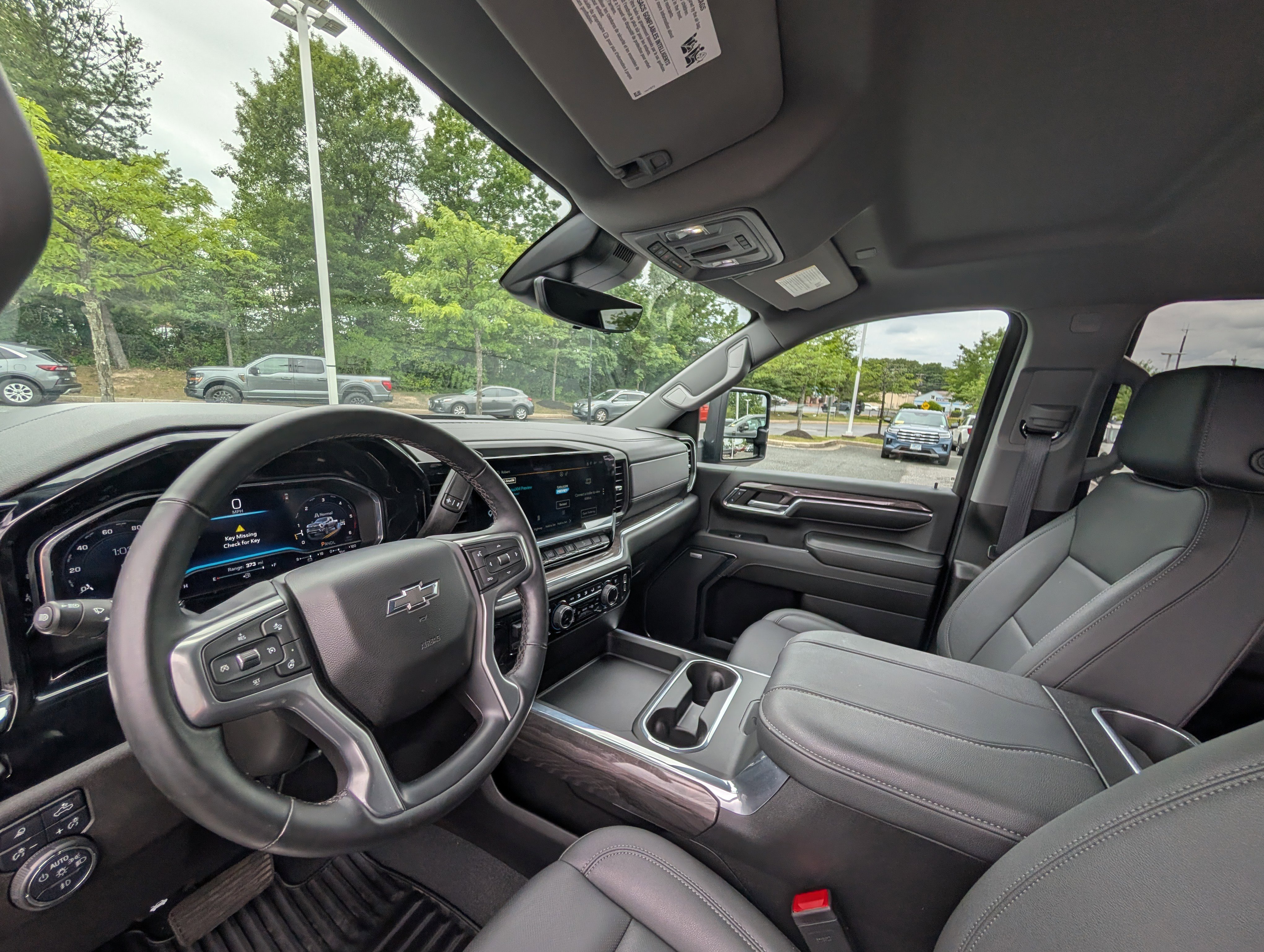 Used 2024 Chevrolet Silverado 2500 LTZ w/ LTZ Plus Package AWD/4WD image 14