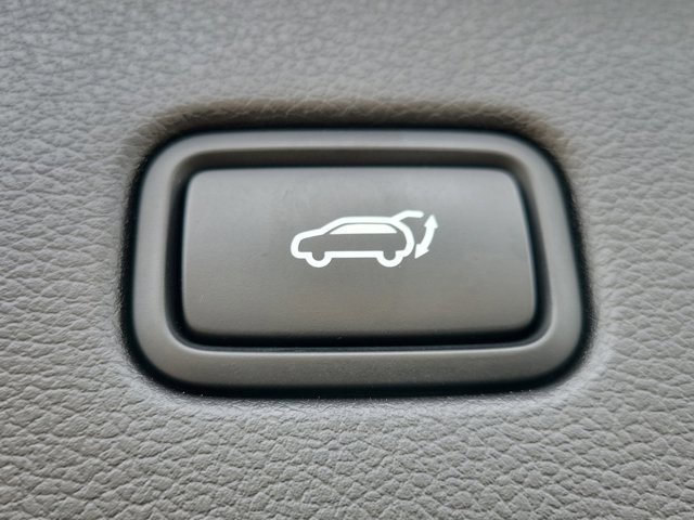 Used 2020 Hyundai Palisade Limited image 12