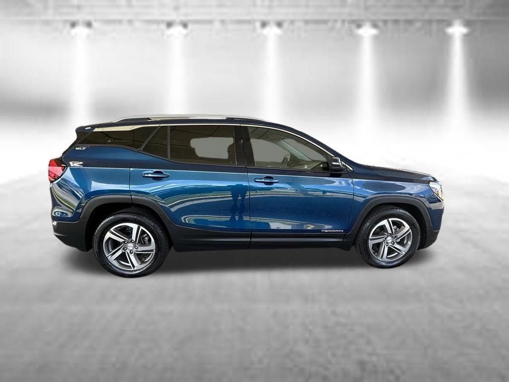 Used 2020 GMC Terrain SLT w/ Preferred Package FWD image 3