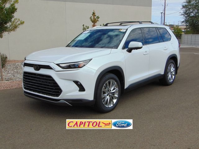 Used 2024 Toyota Grand Highlander AWD image 1