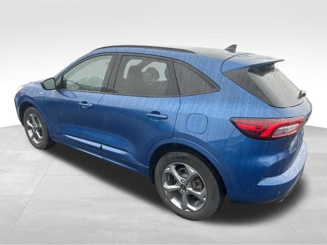Certified 2023 Ford Escape ST-Line w/ Tech Pack #1 AWD/4WD image 5