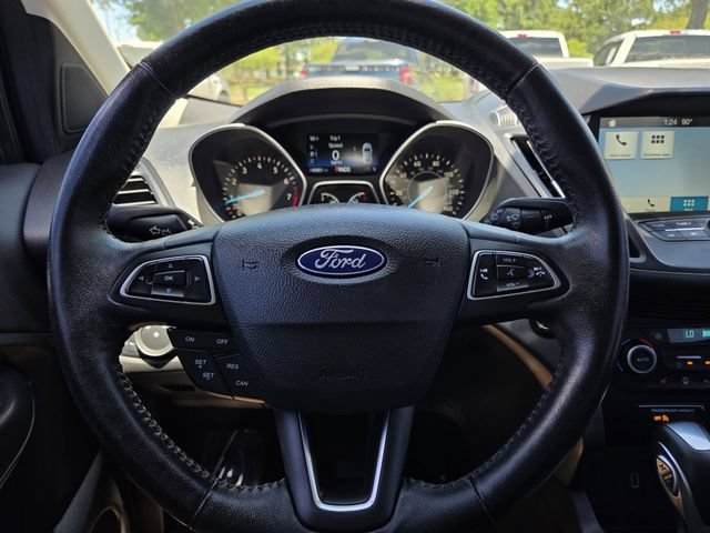 Certified 2019 Ford Escape SEL FWD image 20