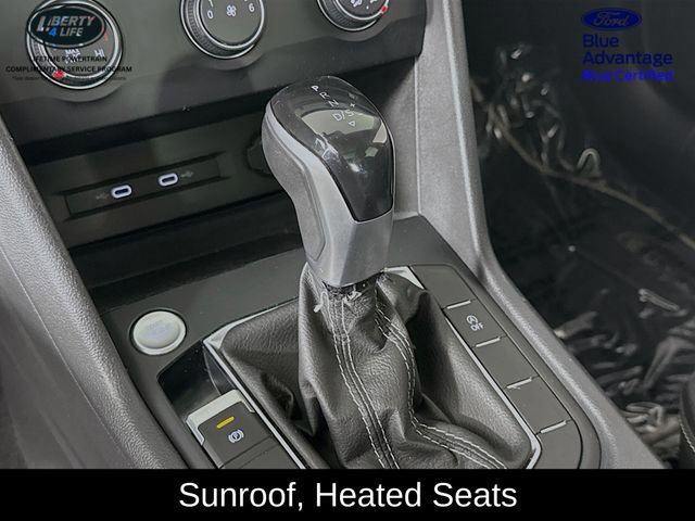 Used 2022 Volkswagen Taos SE image 16