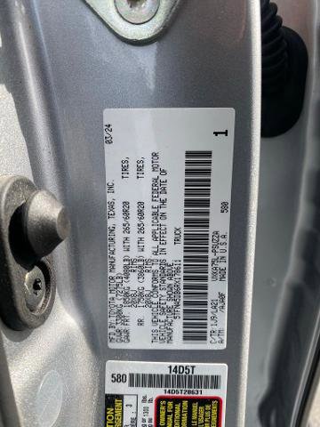 Used 2024 Toyota Tundra Platinum AWD/4WD image 16