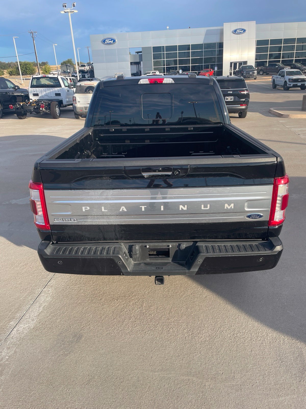 Certified 2022 Ford F150 Platinum w/ Equipment Group 701A High AWD/4WD image 5