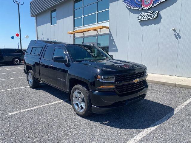 Used 2018 Chevrolet Silverado 1500 Custom w/ Custom Value Package image 9