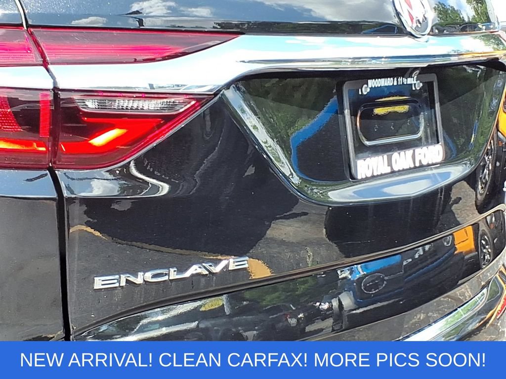 Used 2020 Buick Enclave Essence w/ Sport Touring Edition FWD image 26