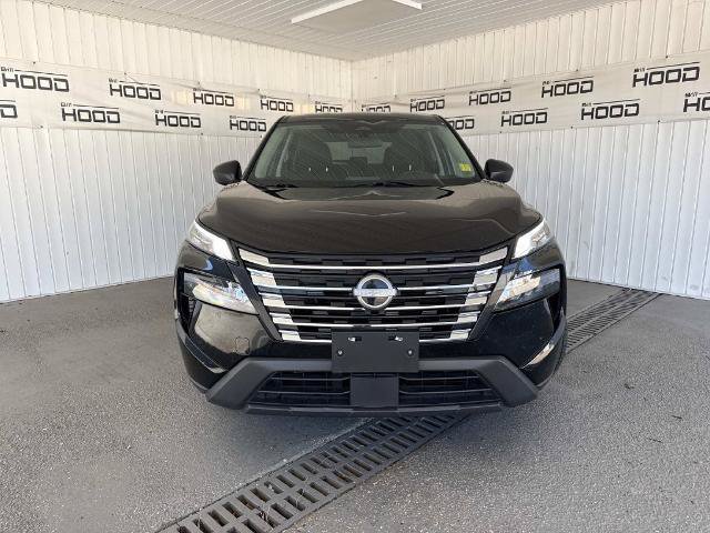 Used 2024 Nissan Rogue S AWD/4WD image 2