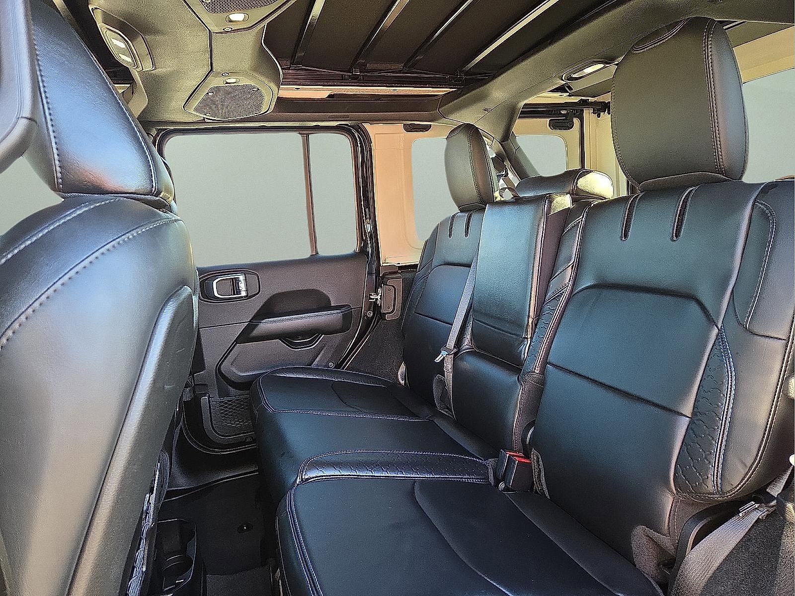 Used 2024 Jeep Wrangler High Altitude image 10