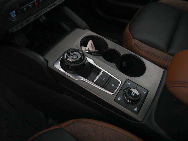 Certified 2025 Ford Bronco Sport Outer Banks w/ Sasquatch Outer Banks Package AWD/4WD image 38