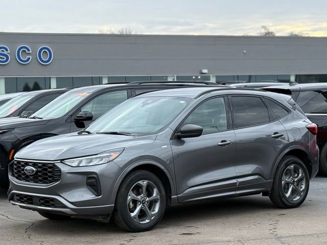 Certified 2023 Ford Escape ST-Line w/ Tech Pack #1 image 28