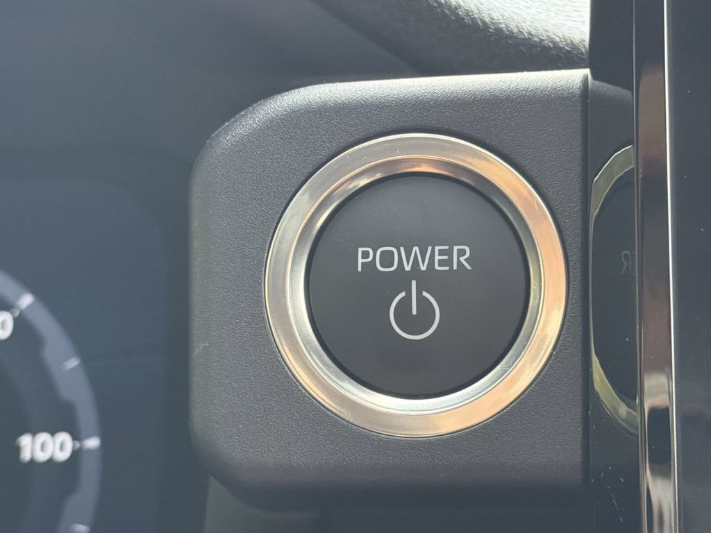 Used 2026 Toyota 4Runner Platinum AWD/4WD image 18