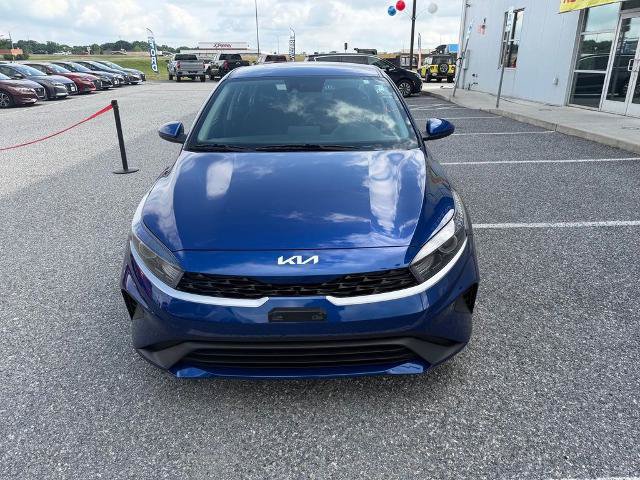 Used 2023 Kia Forte LXS FWD image 3