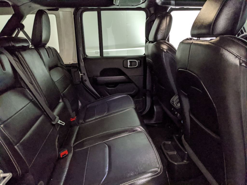 Used 2023 Jeep Wrangler Unlimited Sahara w/ Cold Weather Group image 27