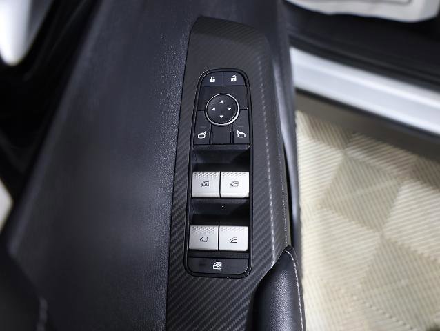 Used 2022 Mitsubishi Outlander SE image 19