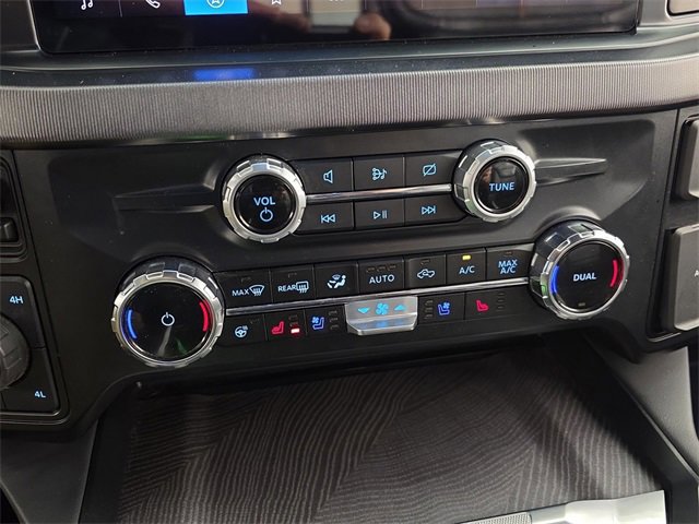 Certified 2024 Ford F350 Platinum w/ Tremor Off-Road Package image 16