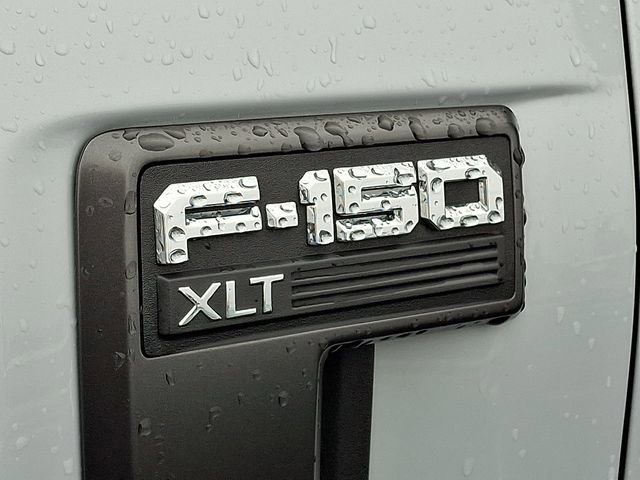 Certified 2022 Ford F150 XLT w/ Equipment Group 302A High image 31