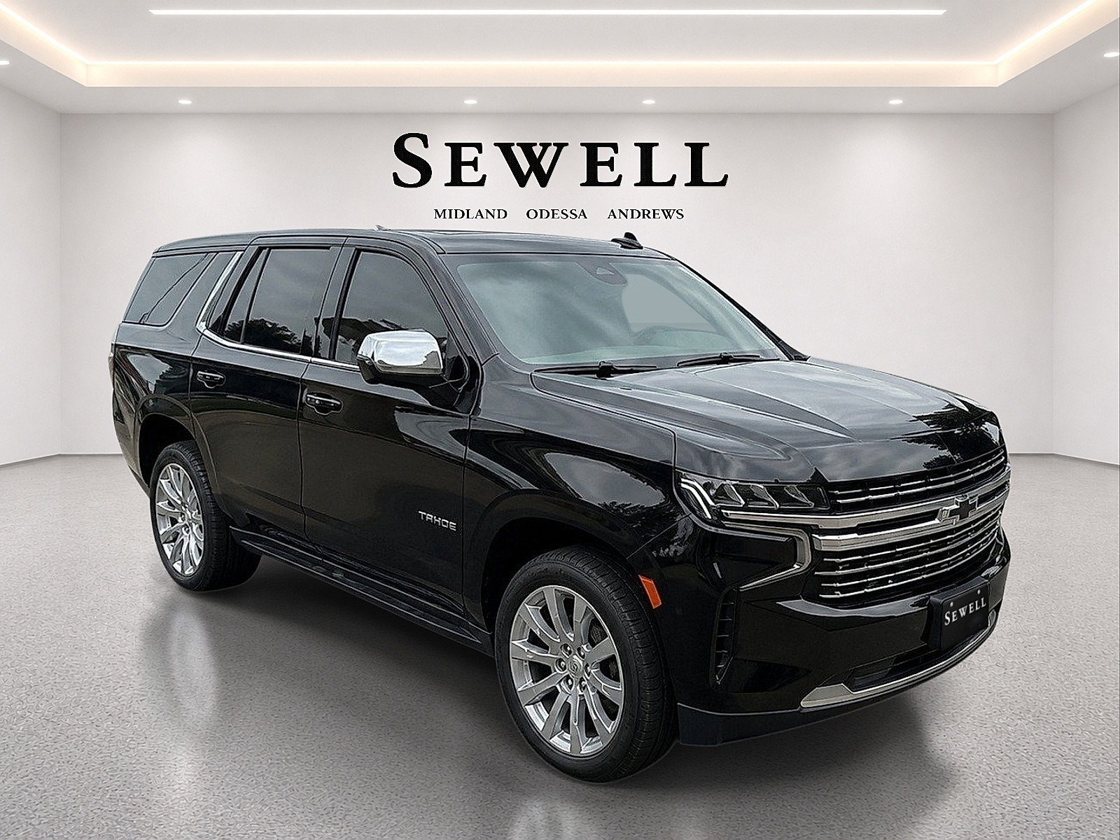 Used 2024 Chevrolet Tahoe Premier w/ Advanced Technology Package AWD/4WD image 3