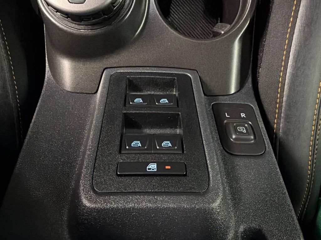 Certified 2023 Ford Bronco Badlands w/ Sasquatch Package AWD/4WD image 17