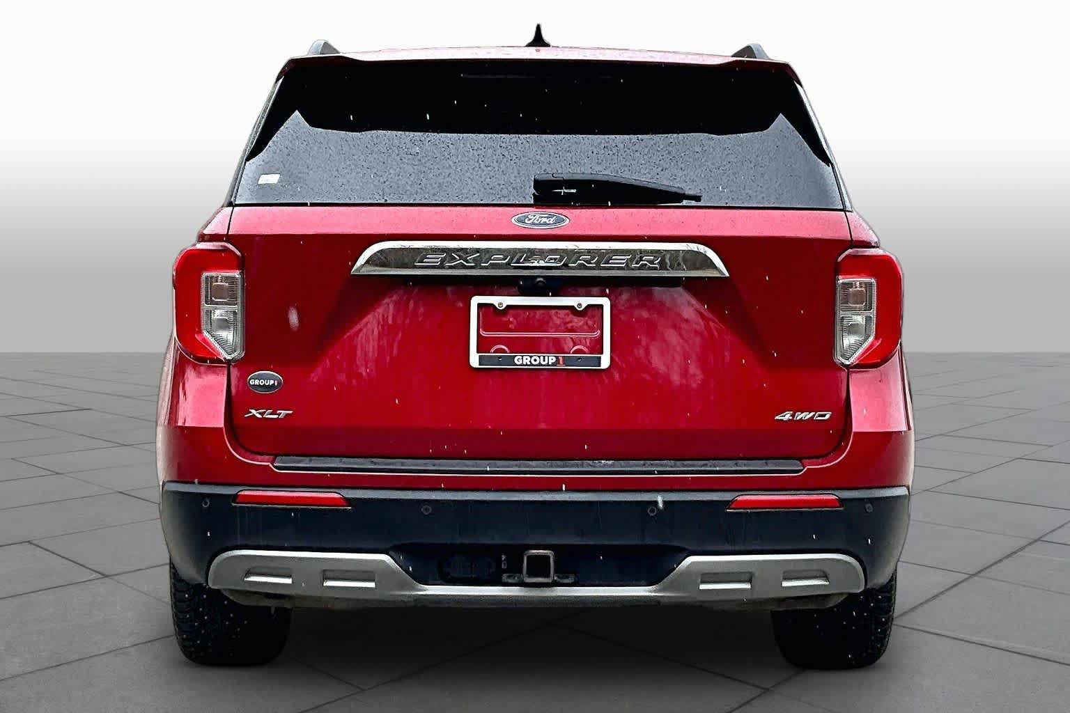 Certified 2023 Ford Explorer XLT w/ Equipment Group 202A AWD/4WD image 5