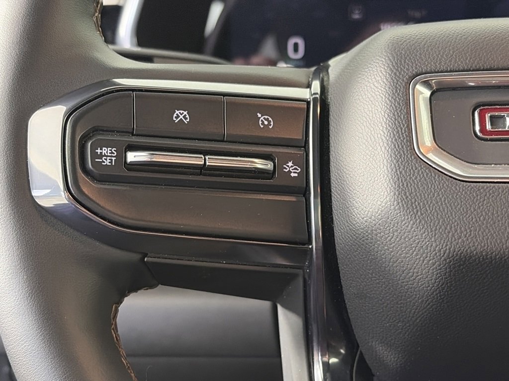 Used 2024 GMC Canyon AT4 w/ AT4 Premium Package image 17