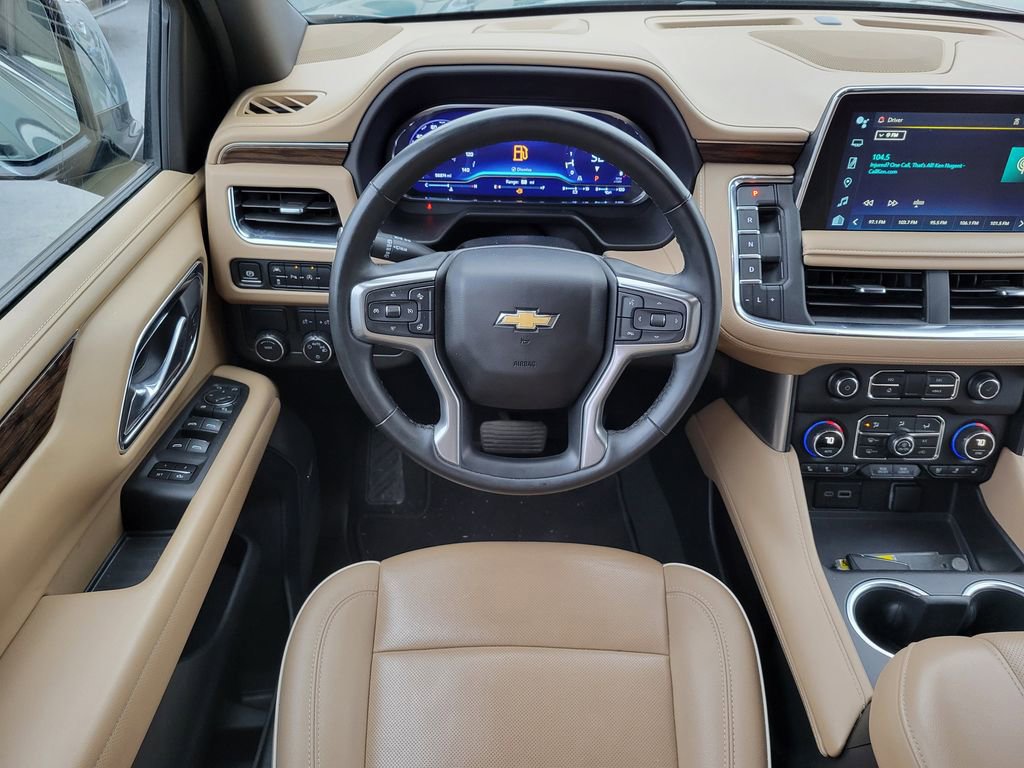 Used 2024 Chevrolet Suburban Premier image 18