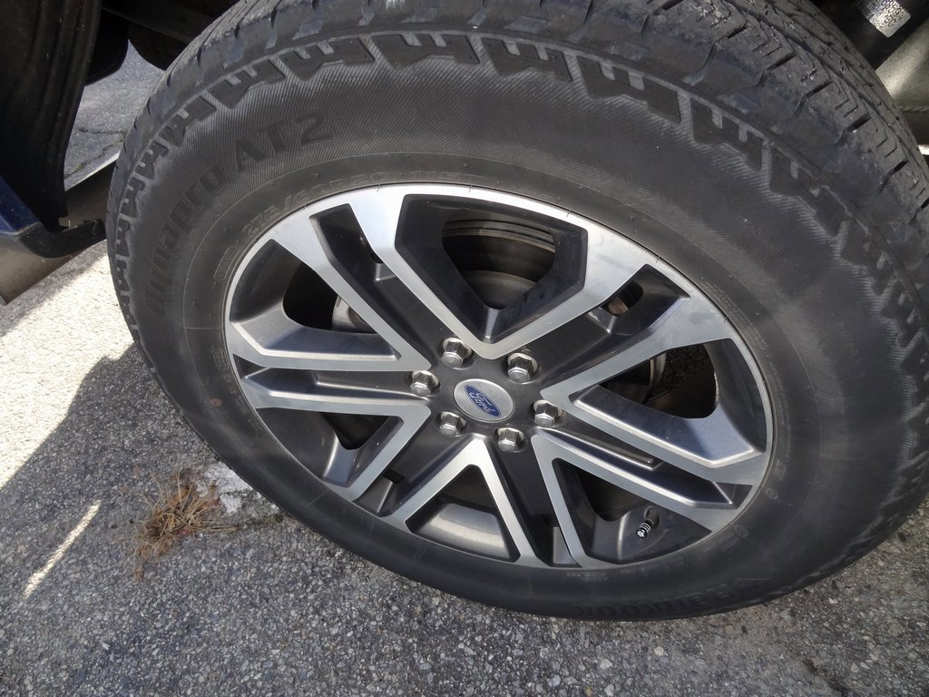 Certified 2022 Ford F150 XL w/ STX Appearance Package image 10