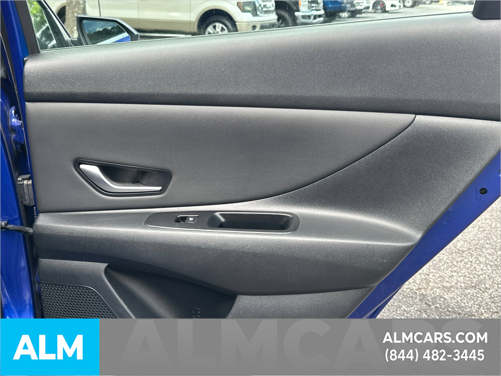 Used 2025 Hyundai Elantra SEL FWD image 18