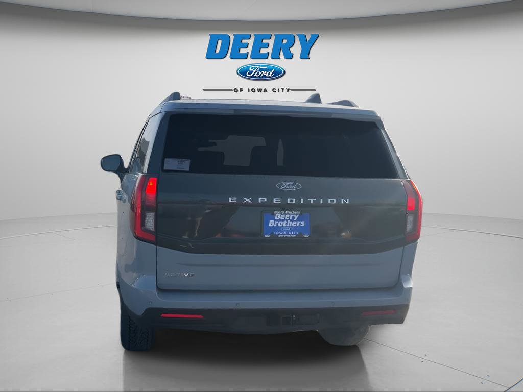 Certified 2026 Ford Expedition Active AWD/4WD image 4