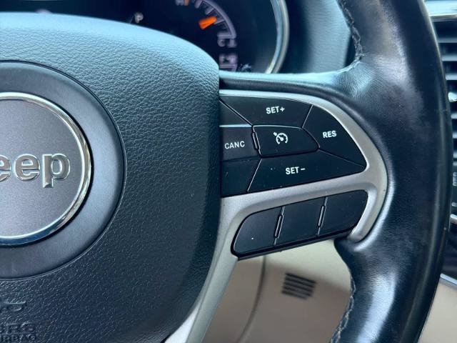 Used 2021 Jeep Grand Cherokee Limited w/ Premium Lighting Group AWD/4WD image 26