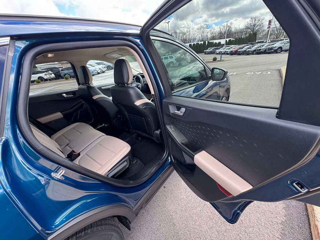 Certified 2020 Ford Escape SEL FWD image 25