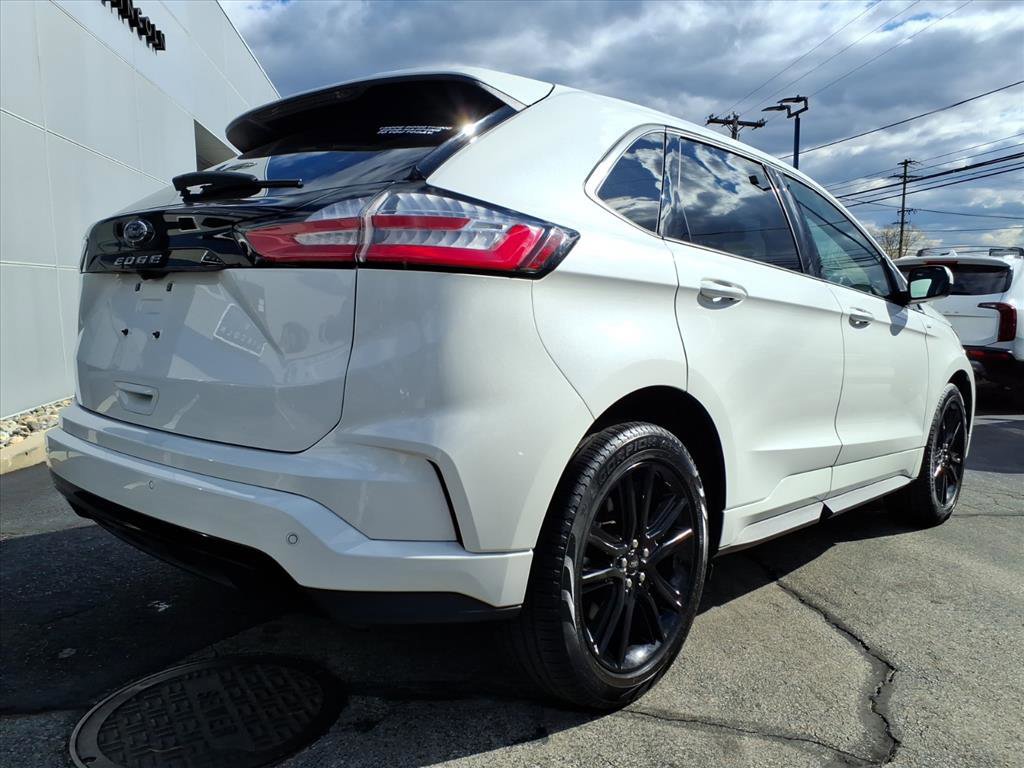 Certified 2024 Ford Edge ST-Line image 5