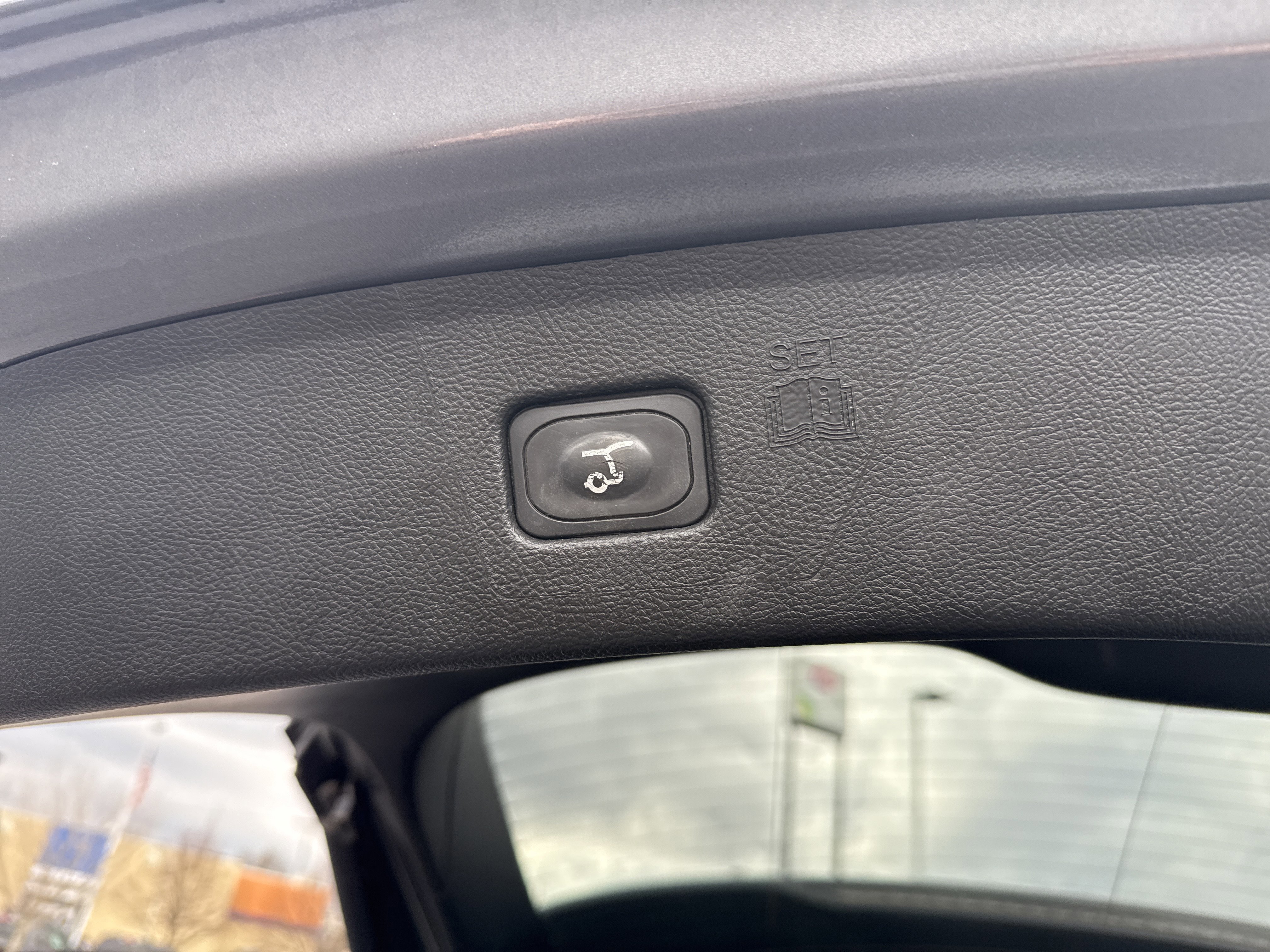 Certified 2023 Ford Edge Titanium image 12