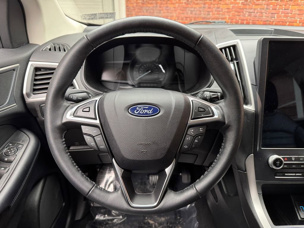 Certified 2022 Ford Edge SEL w/ Convenience Package AWD/4WD image 15