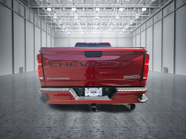 Used 2026 Chevrolet Silverado 2500 High Country w/ High Country Premium Package AWD/4WD image 6