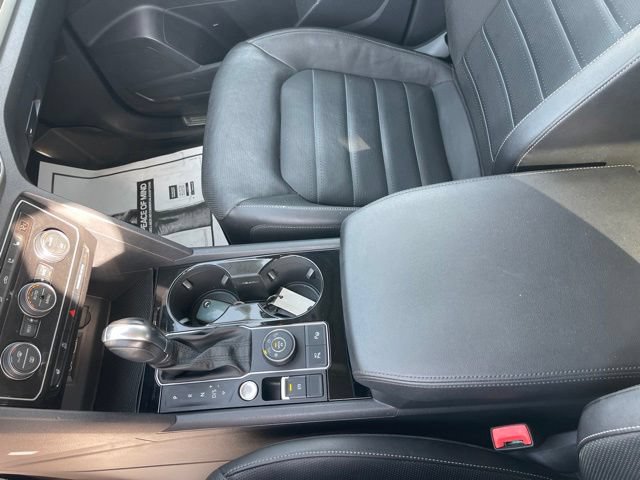 Used 2019 Volkswagen Atlas SEL Premium AWD/4WD image 32