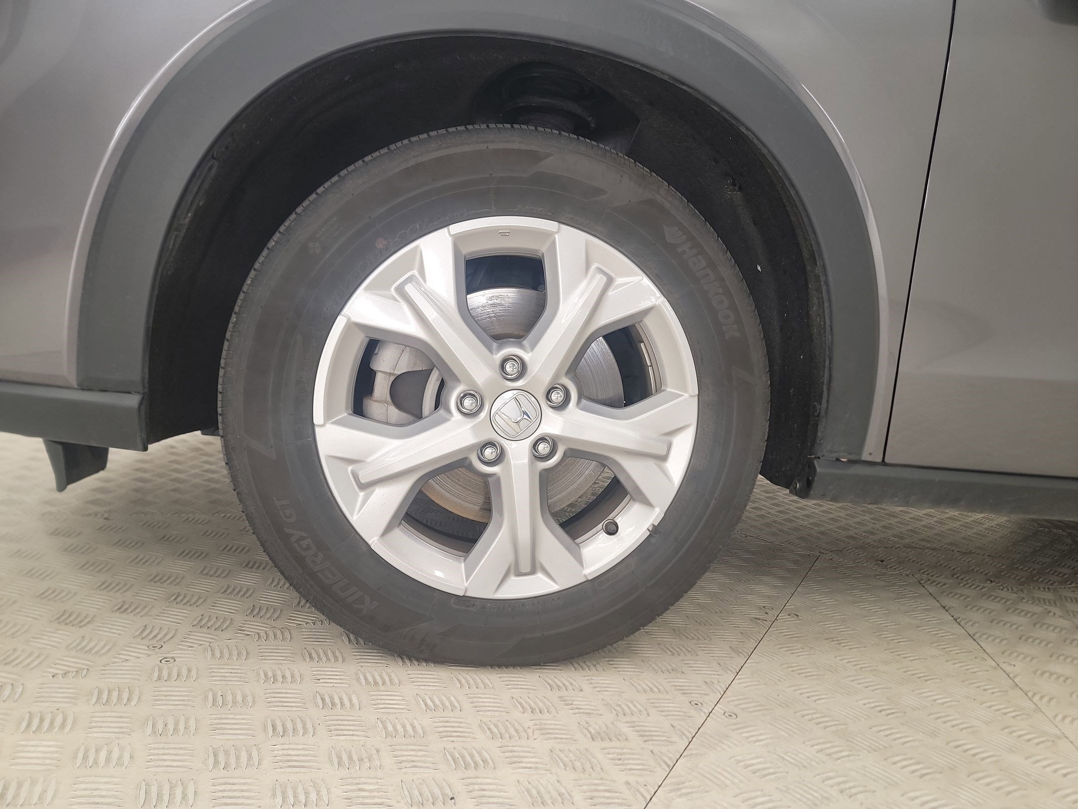 Used 2025 Honda HR-V LX image 12