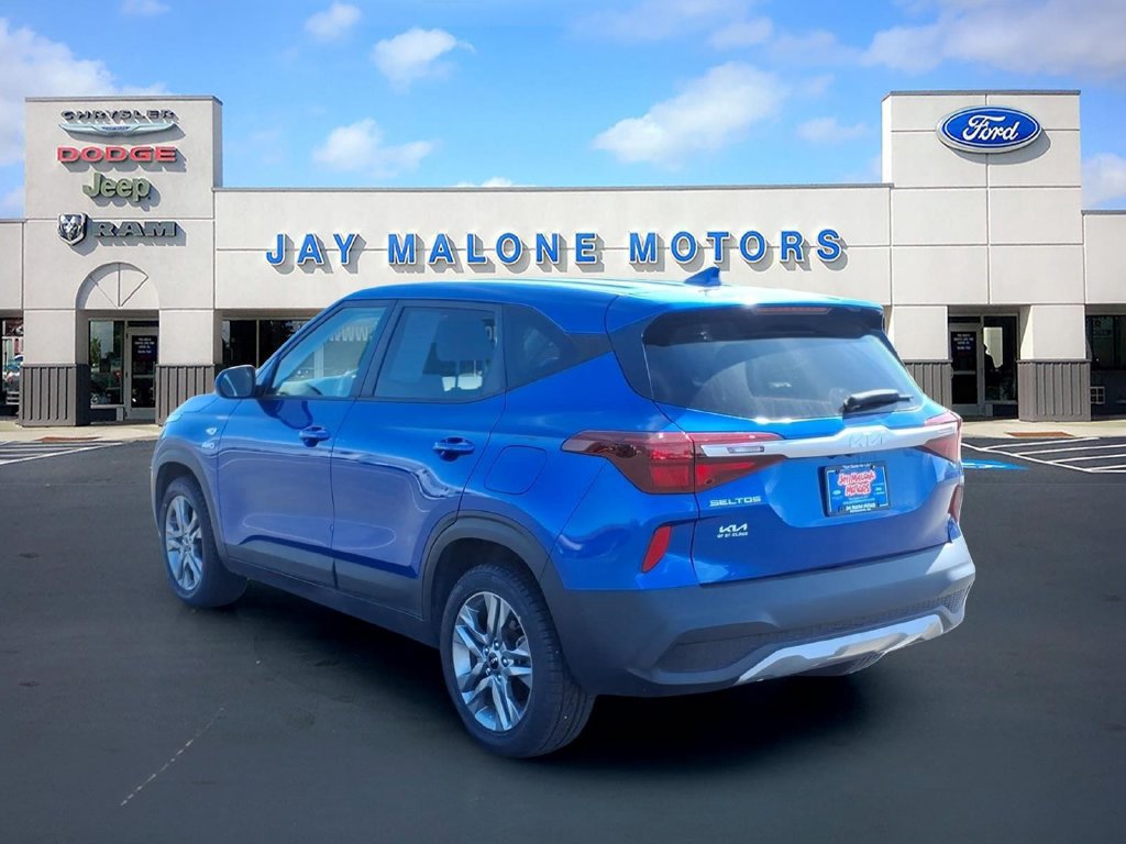 Used 2022 Kia Seltos LX AWD/4WD image 5