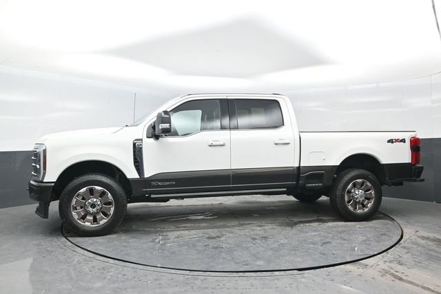 Certified 2025 Ford F350 King Ranch AWD/4WD image 4