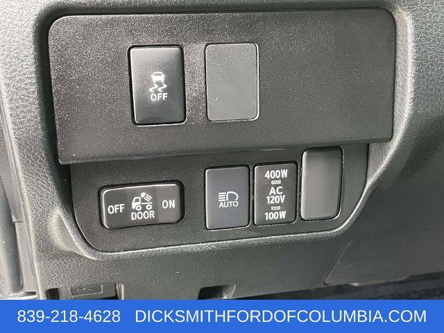 Used 2022 Toyota Tacoma TRD Off-Road image 17