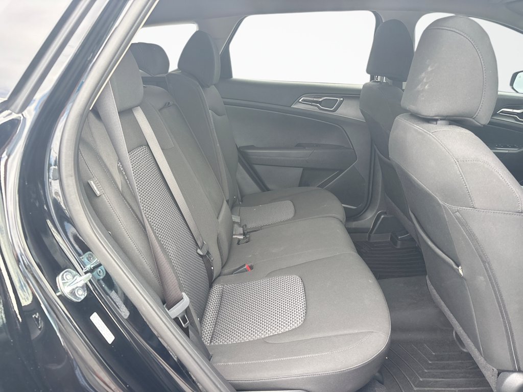 Used 2026 Kia Sportage LX w/ LX Convenience Package FWD image 16
