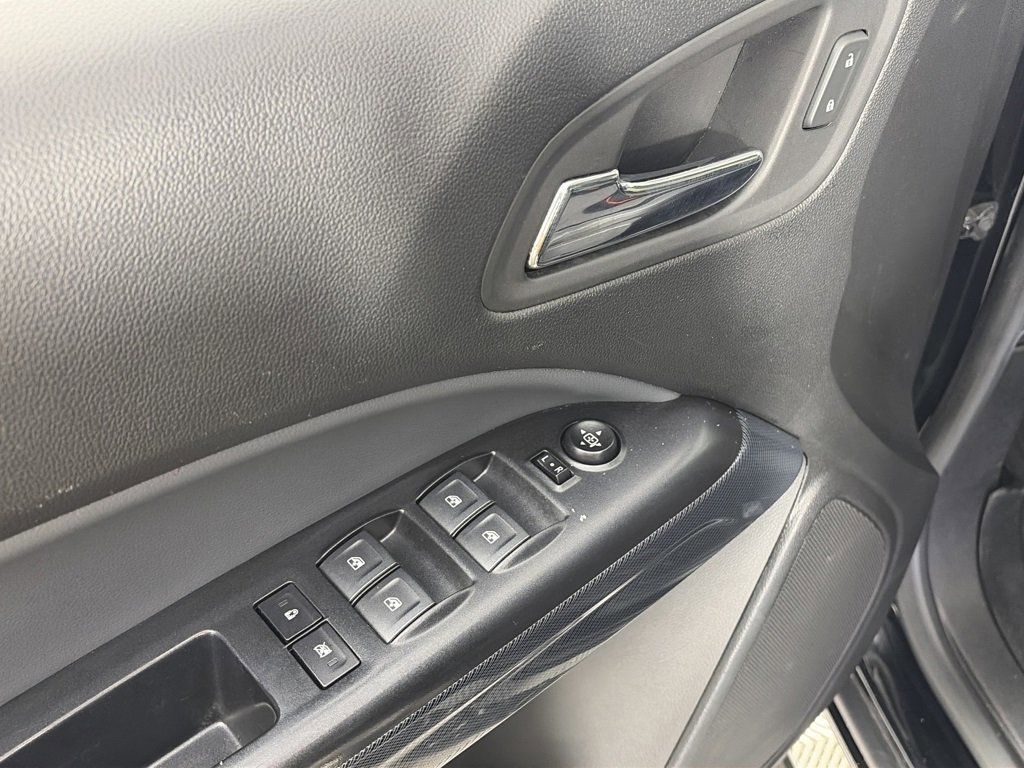 Used 2019 Chevrolet Colorado Z71 w/ LPO, Premium Interior Package image 24