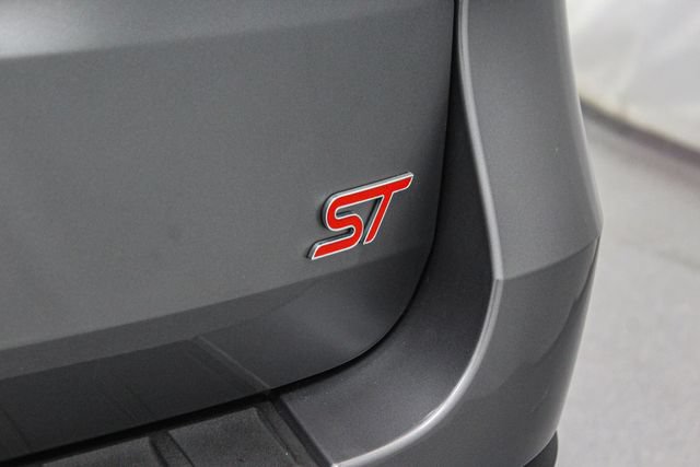 Certified 2025 Ford Explorer ST AWD/4WD image 10